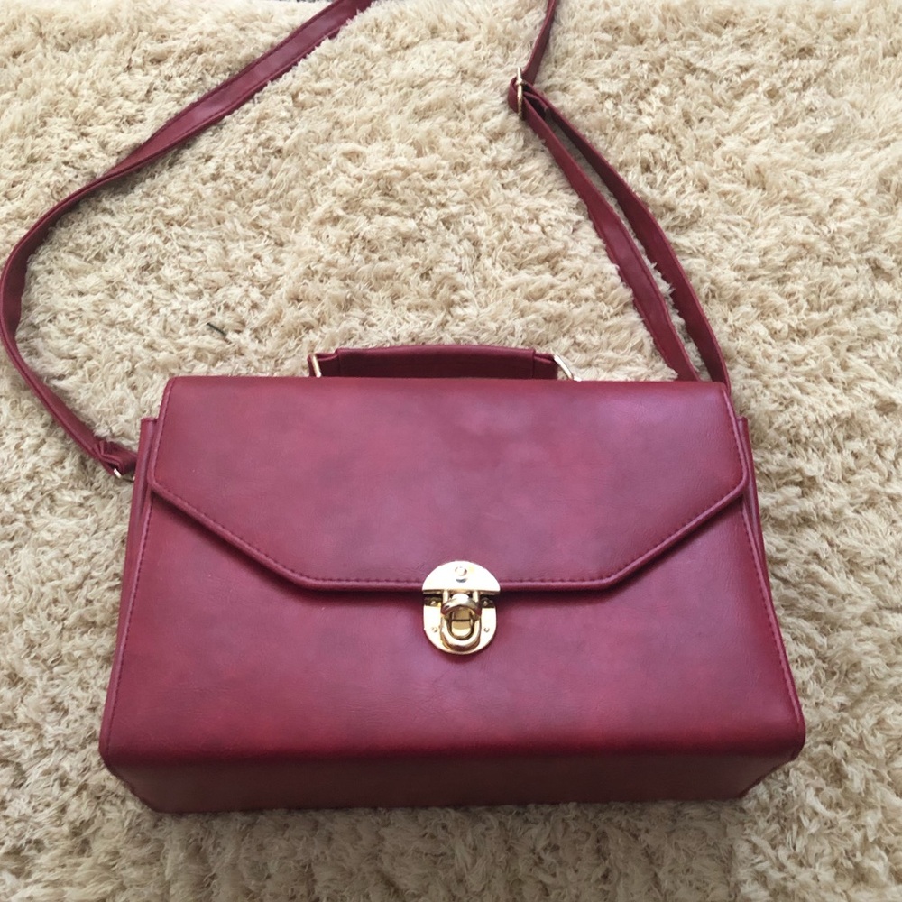 Fashion red handbag